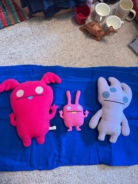 Uglydolls bundle